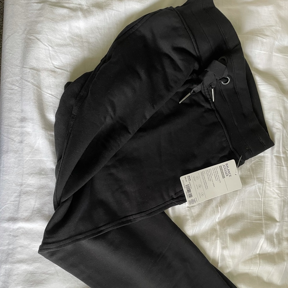 Athleta Balance Jogger, NWT